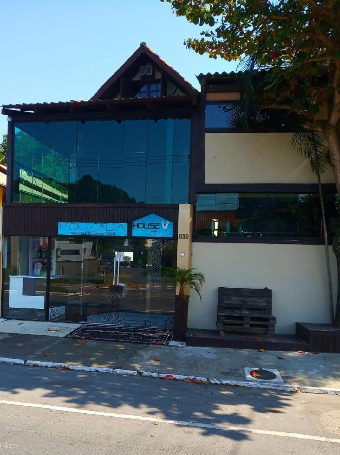 Pousada Bravo House Balneário Camboriú Zewnętrze zdjęcie